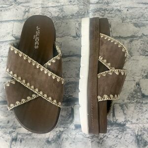 J/SLIDES Brown and Cream Sandals with Stylish Design~